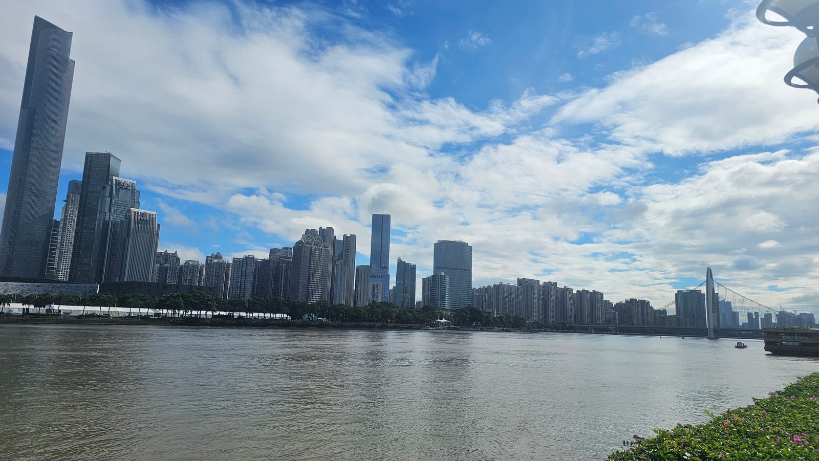 China, photo 9 of 359